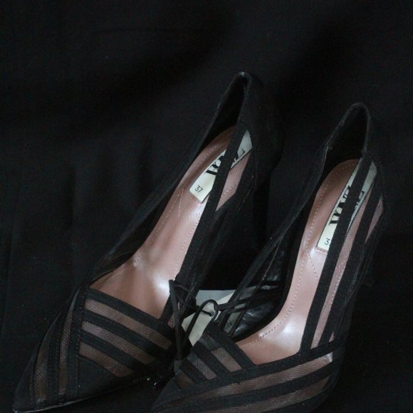 NEW ZARA CLASSIC ELEGANT BLACK MESH POINTED TOE STILETTO HEELS PUMPS - Picture 2 of 6